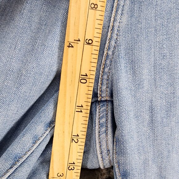 Levis Jeans Womens Size 18W 711 Medium Wash Stretch High Rise Skinny *GUC* - Picture 6 of 14